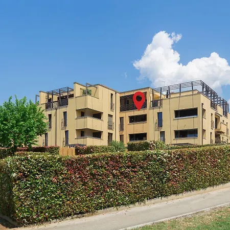 Apartman Extravagantes In Perfekter Lage - 300 Meter Zum Und 100 Meter Ins Zentrum Poreč